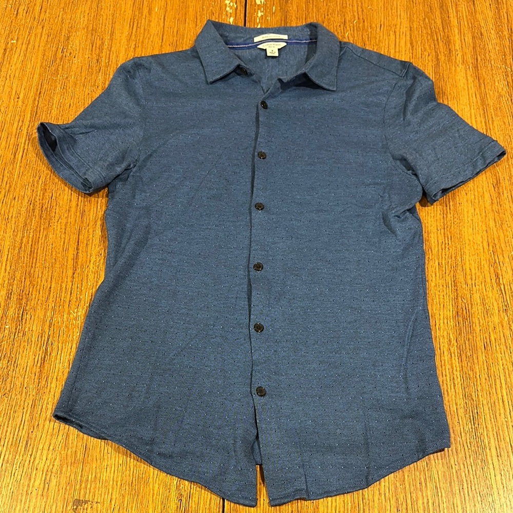 CALVIN KLEIN Men’s Slim Fit Buttoned Down